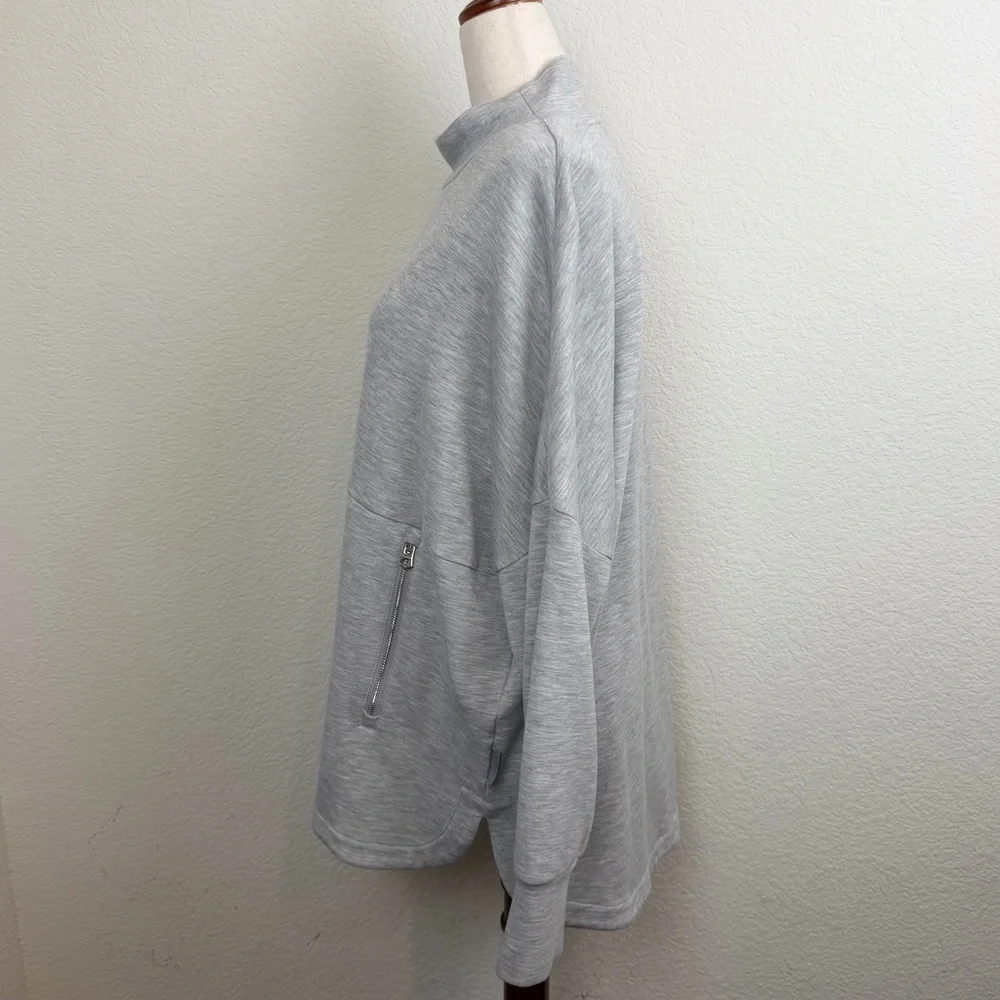 Varley Bay Sweat Pullover in Grey Marl
Size Large - Picture 13 of 15
